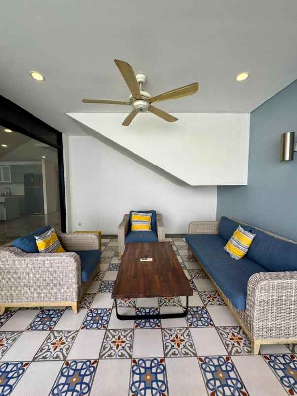 dijual rumah cipete selatan