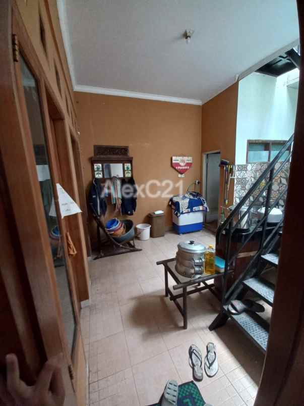dijual rumah cireundeu ciputat timur