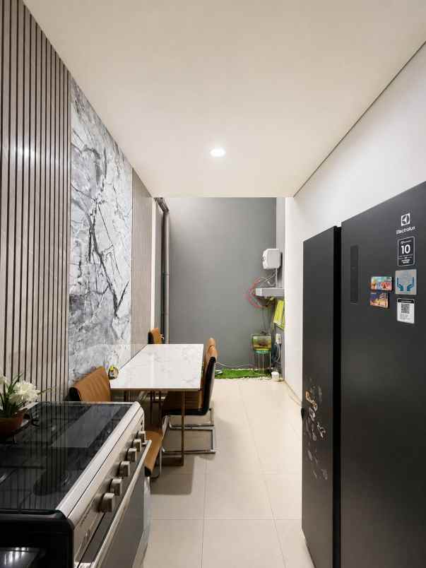 dijual rumah citragran cbd cibubur