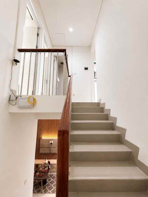 dijual rumah citragran cbd cibubur