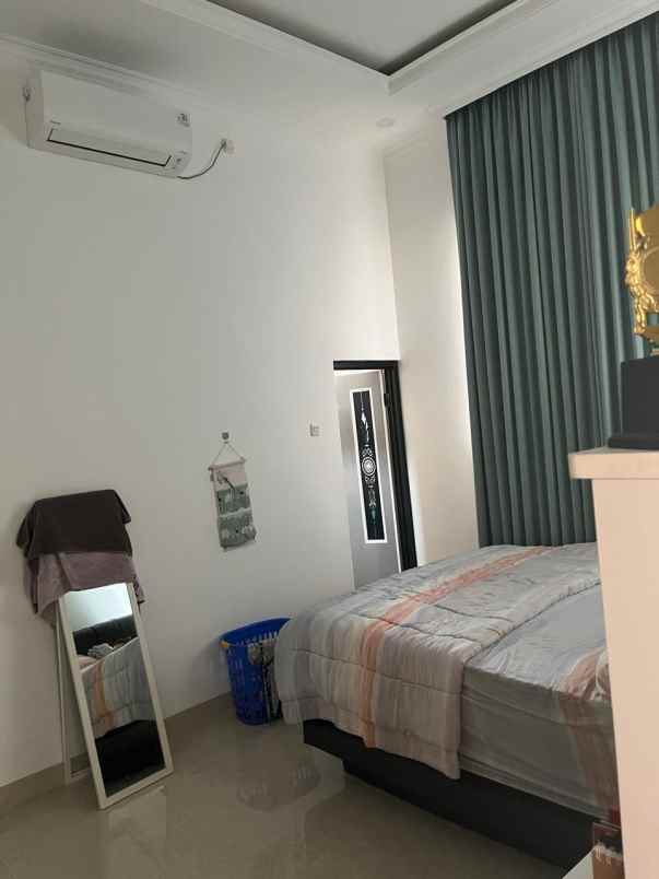 dijual rumah citragran cibubur