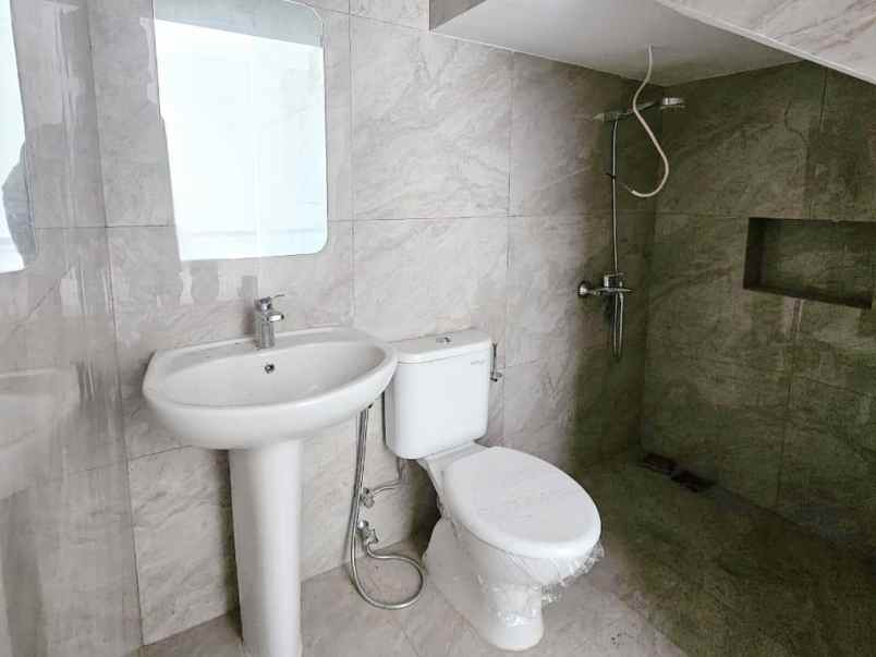 dijual rumah citraland bagya city medan