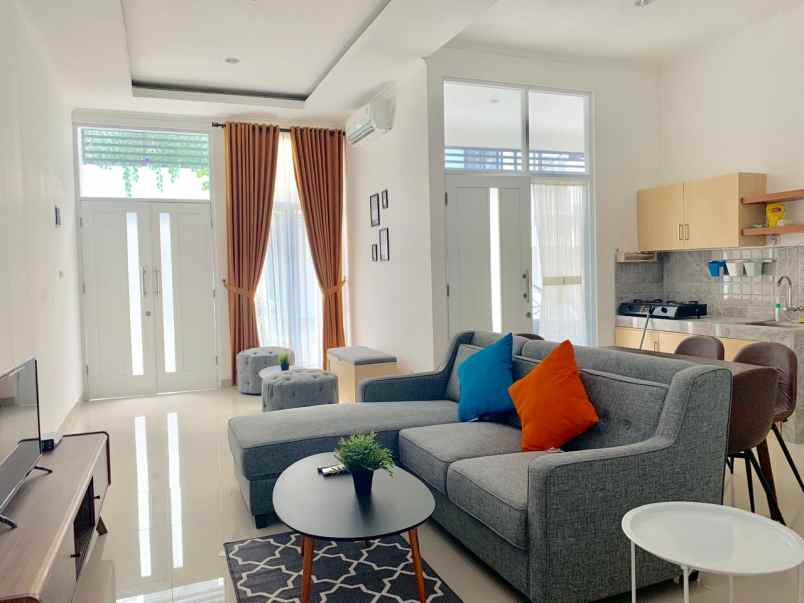 dijual rumah cluster bambu apus