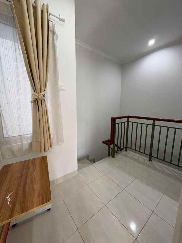 dijual rumah cluster boston village by