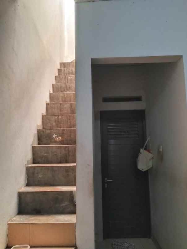 dijual rumah cluster harmoni harapan