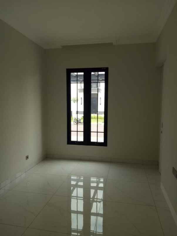 dijual rumah cluster jasmia residence