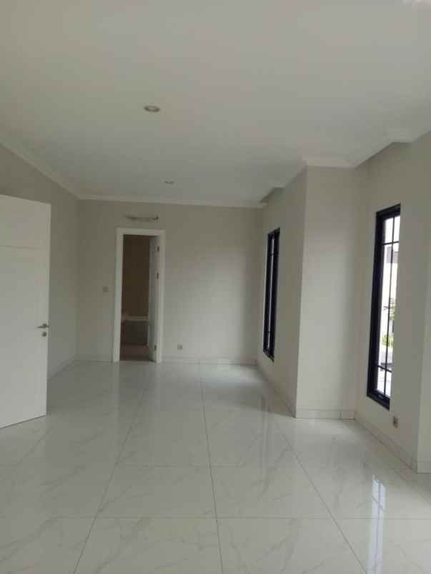 dijual rumah cluster jasmia residence