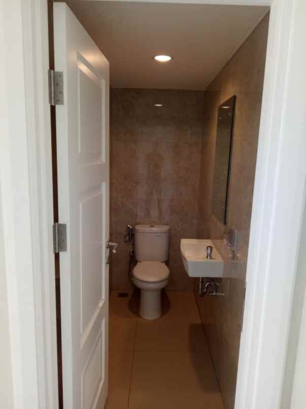 dijual rumah cluster jasmia residence