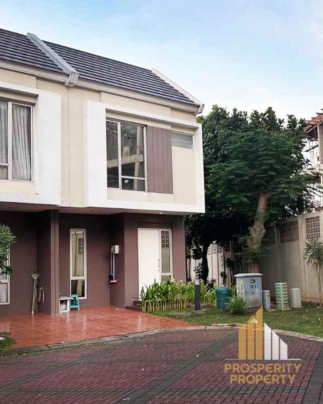 dijual rumah cluster malibu village