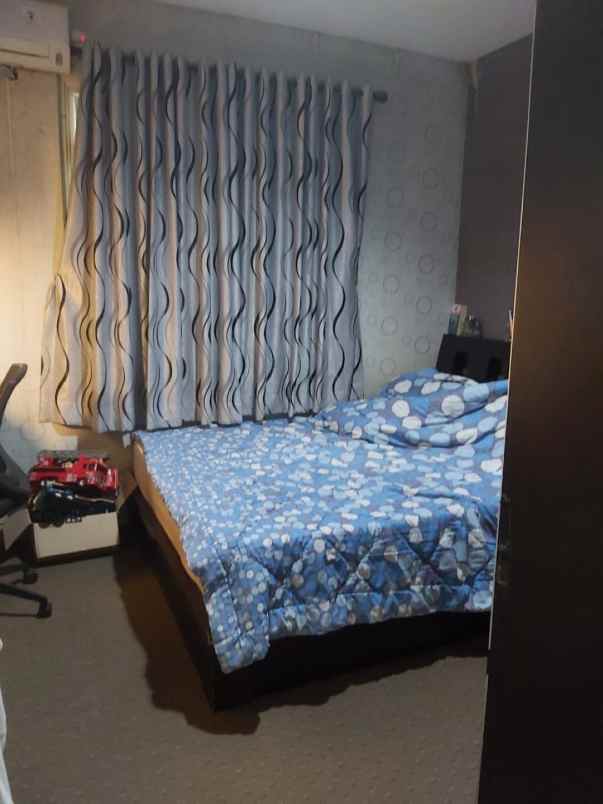 dijual rumah cluster maple residence