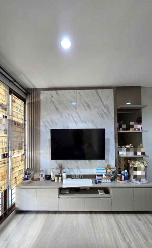 dijual rumah cluster shinano jgc