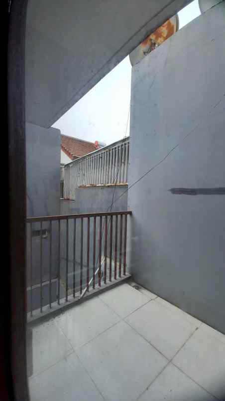 dijual rumah cluster zebrina jgc