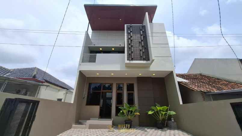 dijual rumah condongcatur depok
