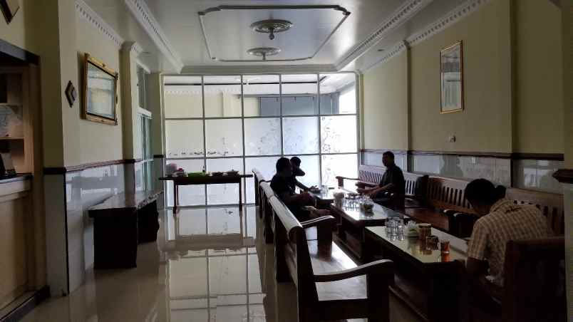 dijual rumah d maple residence semampir