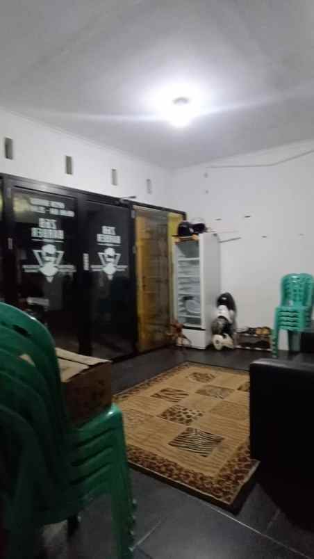 dijual rumah dan toko di antapani