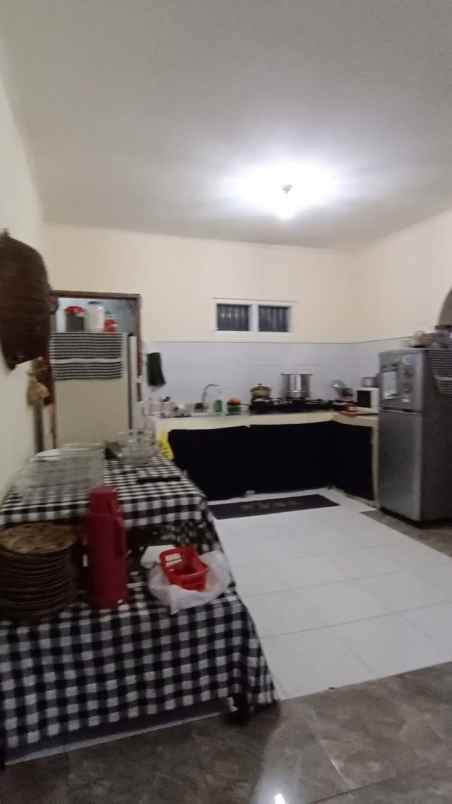 dijual rumah dan toko di antapani