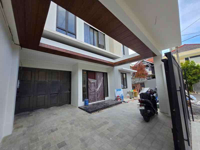 dijual rumah dharmahusada
