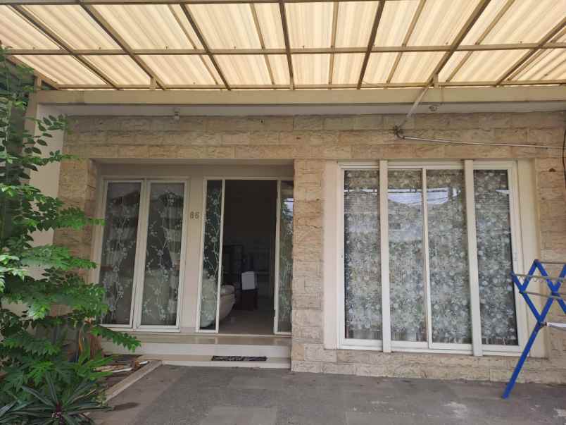 dijual rumah di graha tirta waru sidoarjo