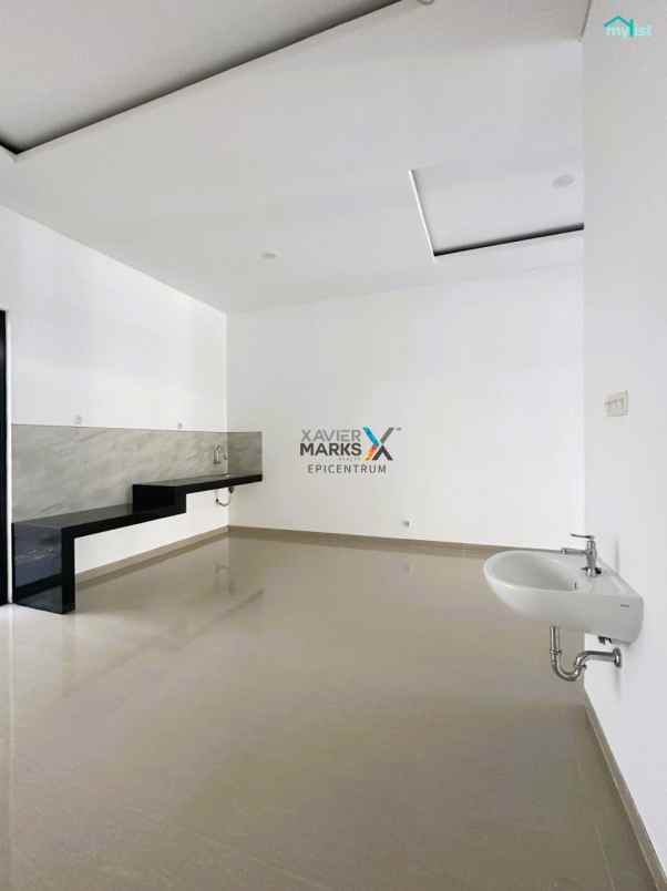 dijual rumah di klampis semolo tengah dekat merr