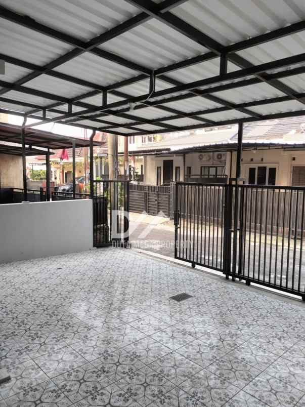dijual rumah di nusa loka bsd city