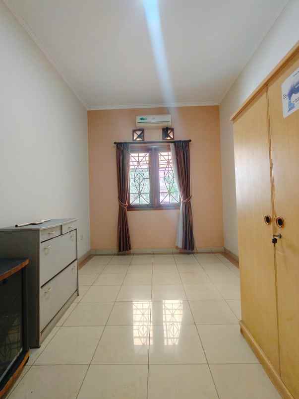 dijual rumah duren sawit jaktim