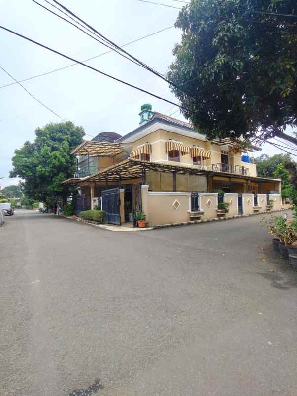 dijual rumah duren sawit jaktim