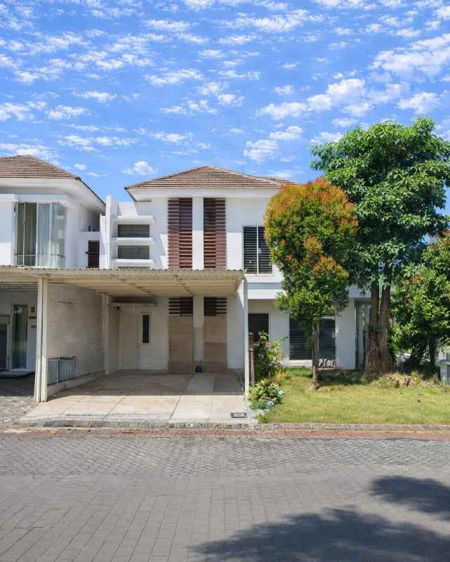 dijual rumah east coast park pakuwon city