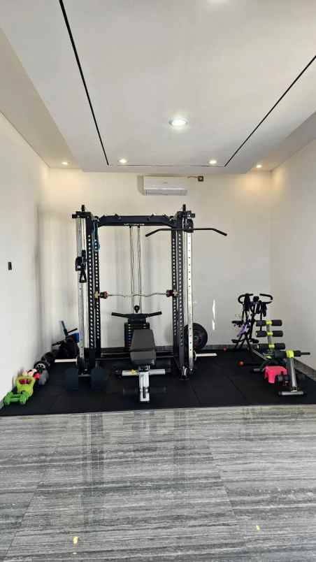 dijual rumah fullerton citraland