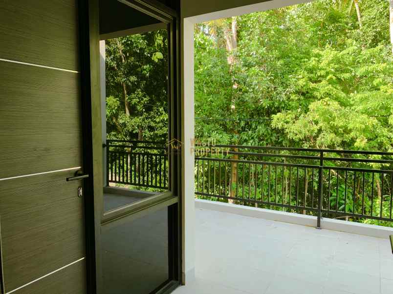 dijual rumah gedongan bangunjiwo