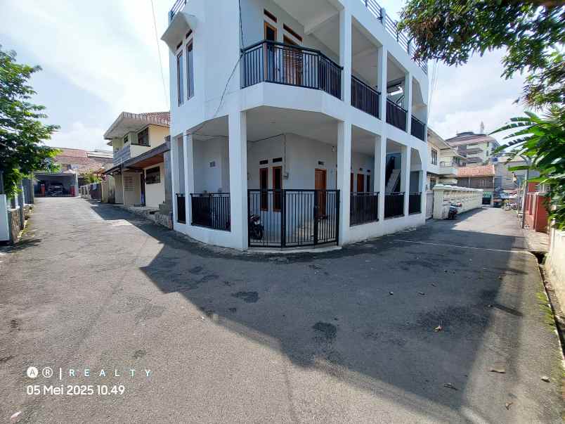 dijual rumah gegerkalong setiabudhi