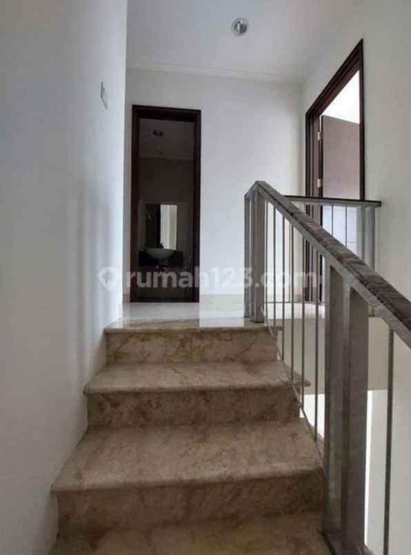 dijual rumah golf island cluster