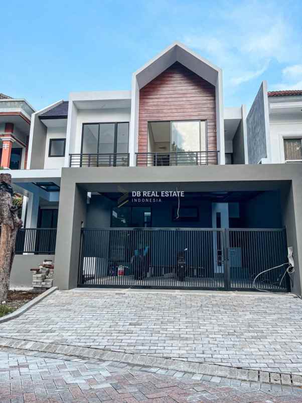 dijual rumah graha famili