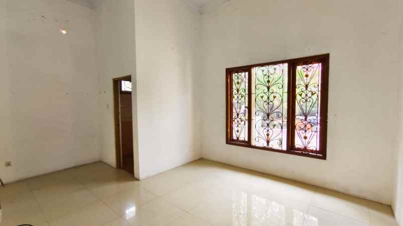 dijual rumah graha kalimas 1 jl kwitang