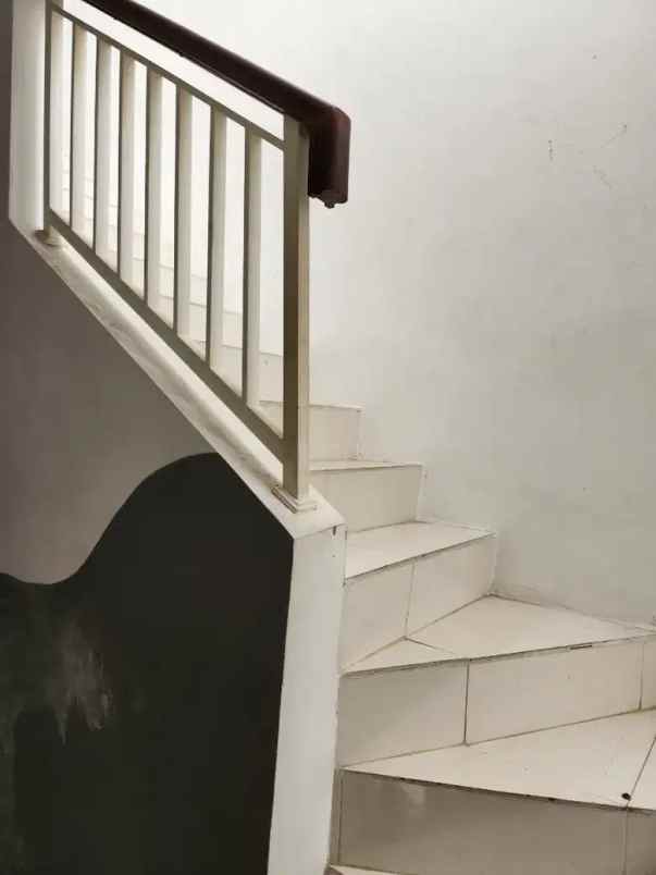 dijual rumah graha raya bintaro