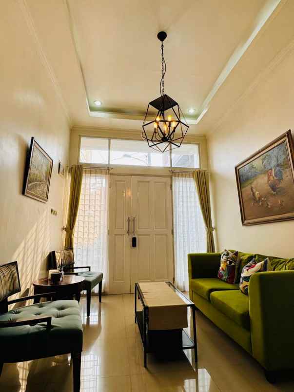 dijual rumah graha raya bintaro