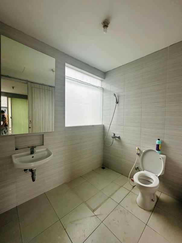 dijual rumah grand pakuwon buntaran