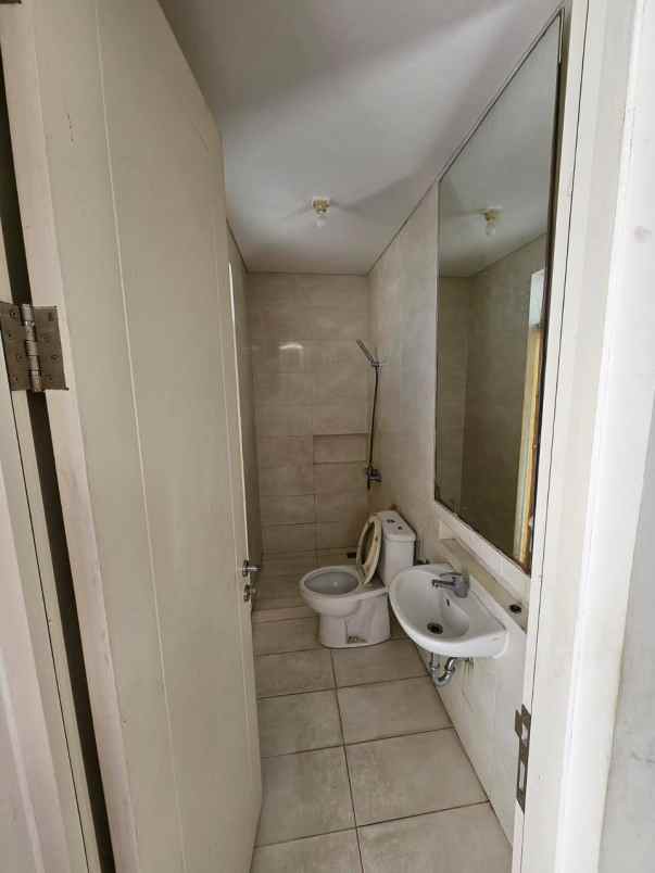 dijual rumah grand pakuwon tandes