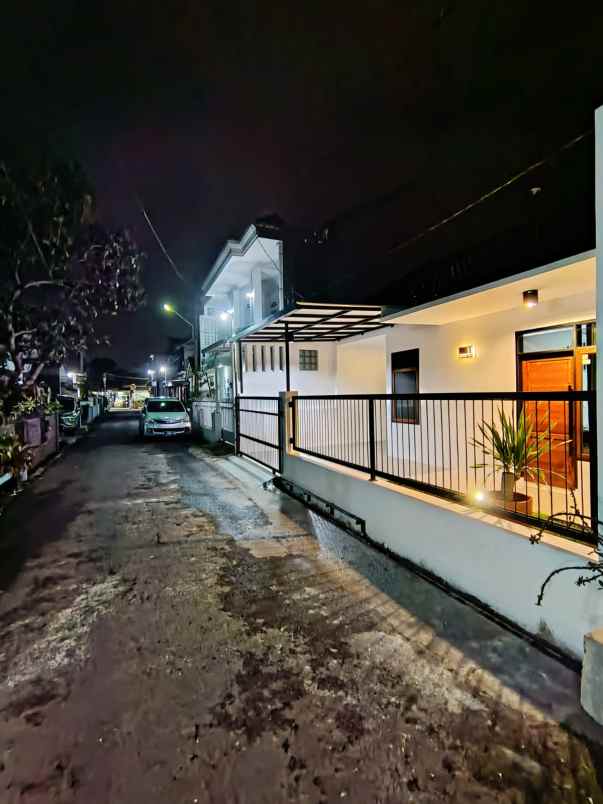 dijual rumah grand sharon santosa asih