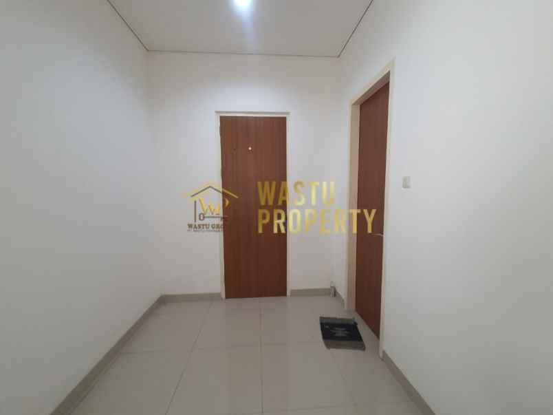 dijual rumah green poca residence