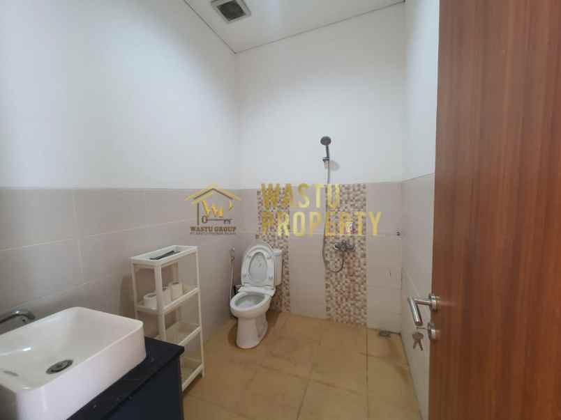 dijual rumah green poca residence