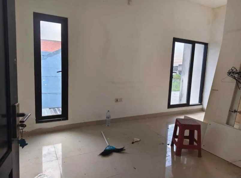 dijual rumah gungun anyar tambak