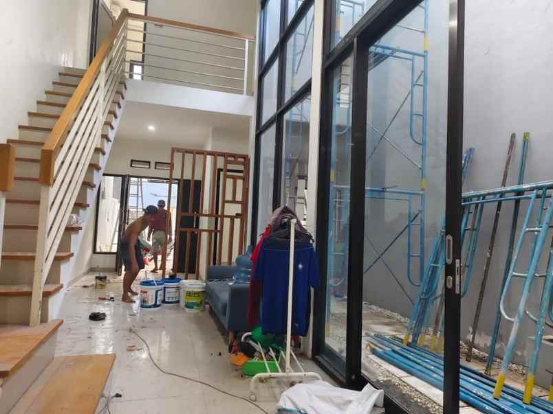 dijual rumah gungun anyar tambak