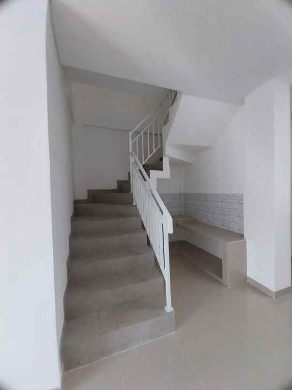 dijual rumah gunung talang