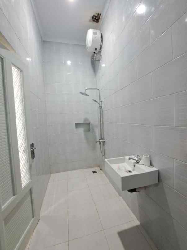 dijual rumah harjamukti cimanggis depok