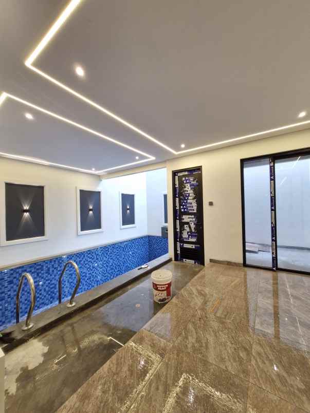 dijual rumah jagakarsa