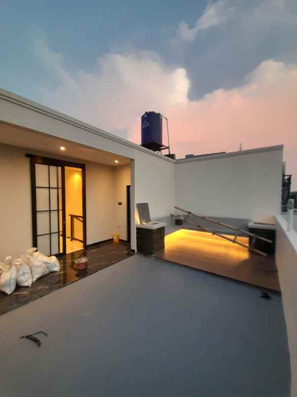 dijual rumah jagakarsa raya