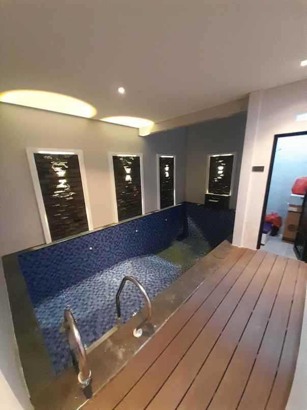 dijual rumah jagakarsa raya