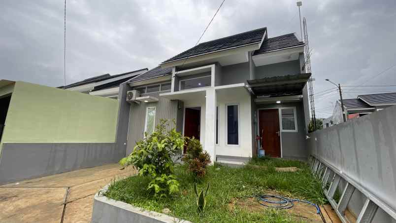 dijual rumah jalan alternatif kota