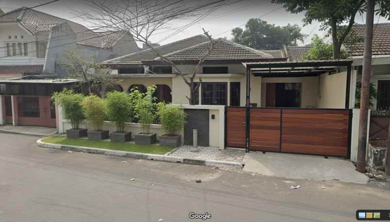 dijual rumah jalan anggur barat ii