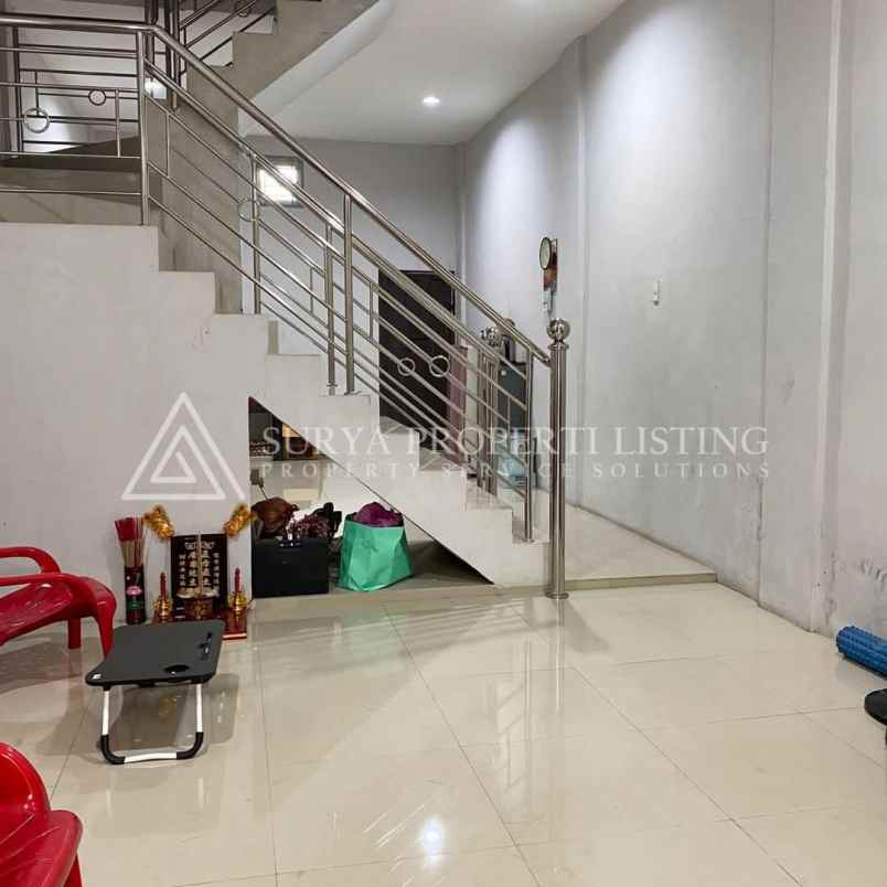 dijual rumah jalan brigjend katamso